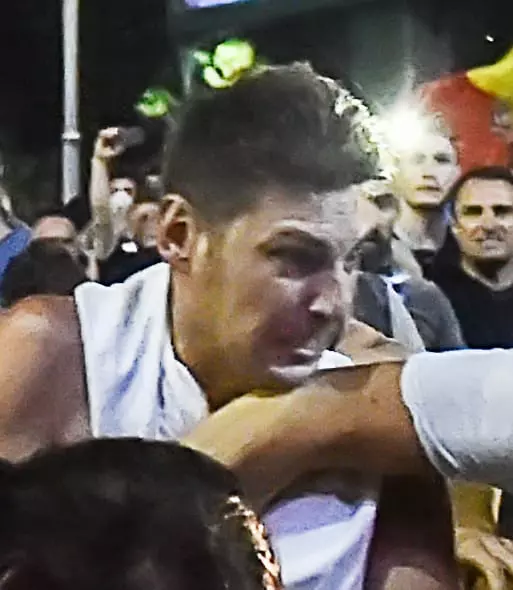 Încă un suspect în cazul femeii jandarm bătute în Piața Victoriei