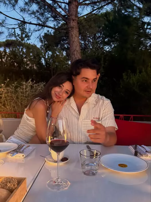 selly vacanta saint tropez