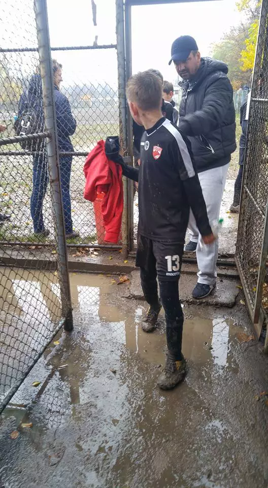 juniori Dinamo noroi fotbal