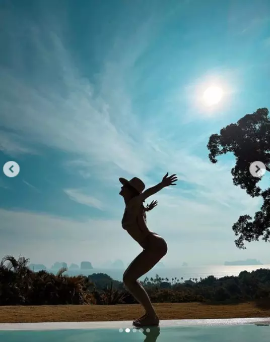 delia-sexy-costum-de-baie-3