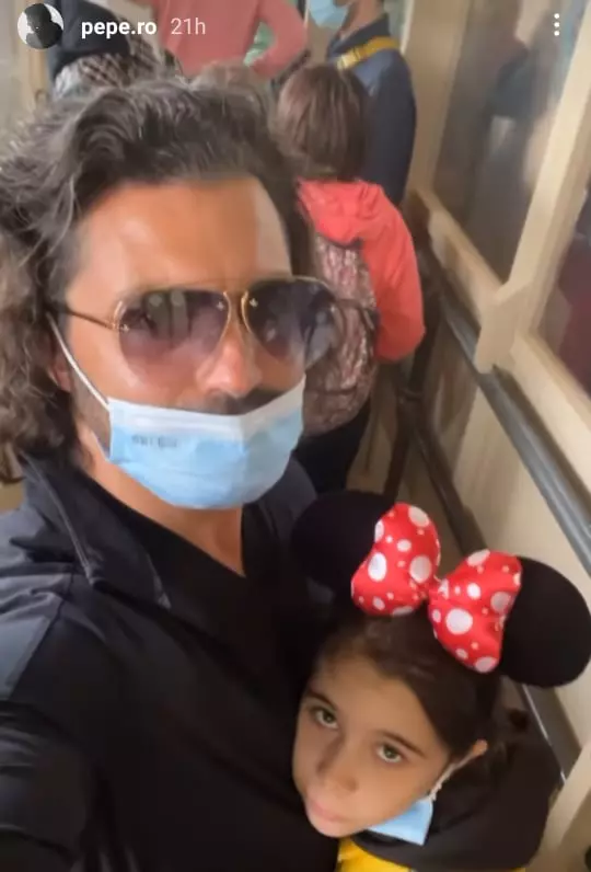 pepe vacanta cu fiicele si noua iubita (1)