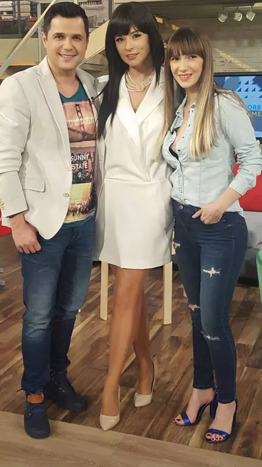 Cum arată Andreea Marin cu păr lung și breton (2)