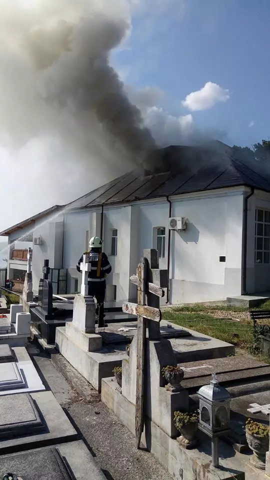 incendiu cimitir cernica2