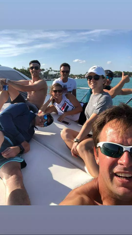 29541603_2006235836073079_2452173410201476911_n