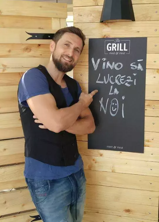 VIDEO Dani Oțil le răspunde celor care l-au acuzat că prețurile din restaurantul lui sunt prea mari. Pizza costă 62 de lei, iar cartofii prăjiți - 19 lei