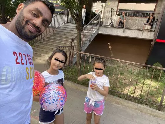 banel-nicolita-fetite