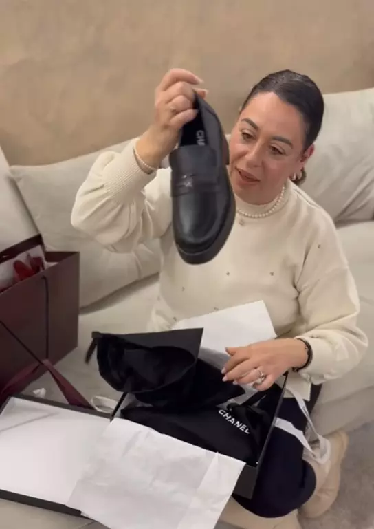 oana roman criticata 6