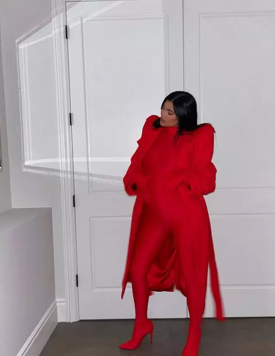 kylie-jenner-a-nascut-al-doilea-copil-5