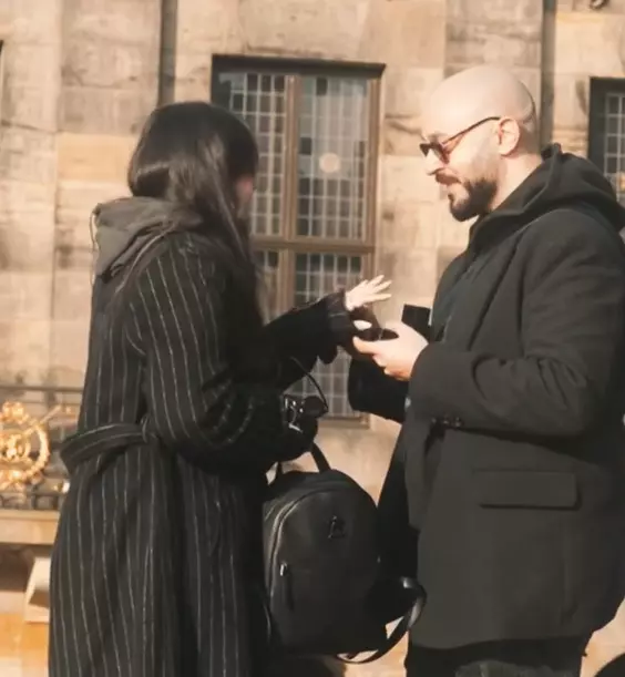 victor dorobantu si-a cerut iubita in casatorie miruna mayra (6)