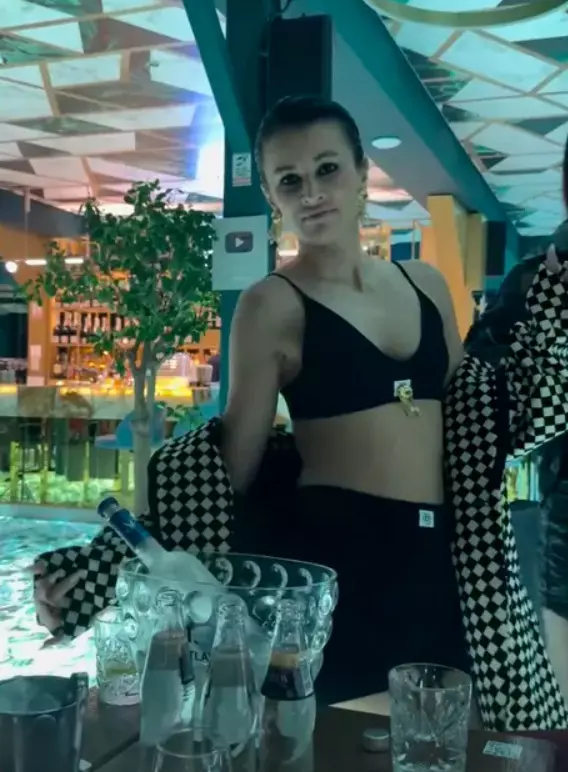 rux si opulenta petrecere pe manele cu pescobar paul nicolau 2