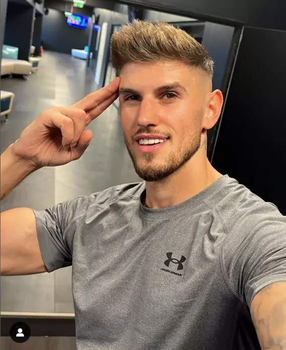 alex-delea-survvior-2-1