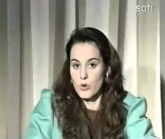 Andreea Esca în tinerețe (1)
