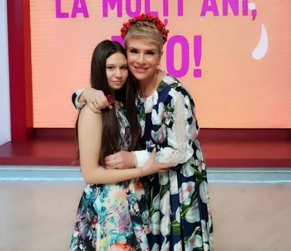 teo-trandafir-si-maia-4