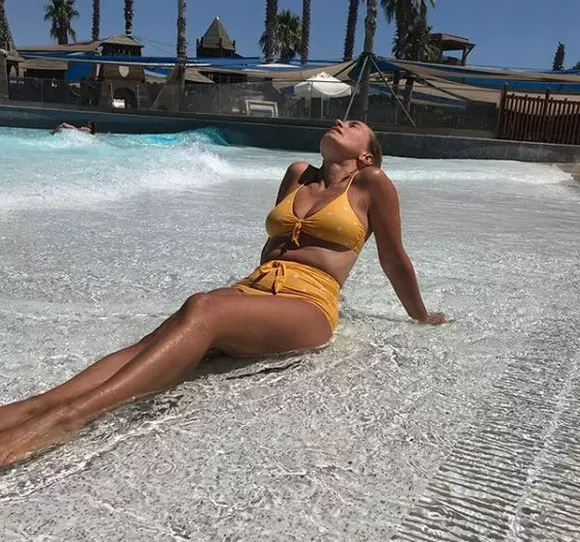 Andreea Esca - costum de baie (1)
