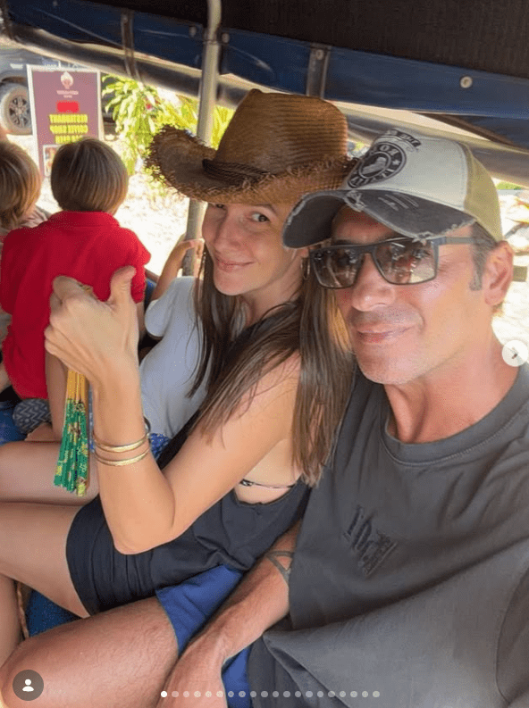 Adela Popescu si radu valcan