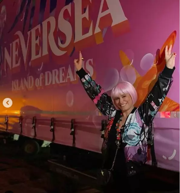 andreea-esca-neversea-2022-2