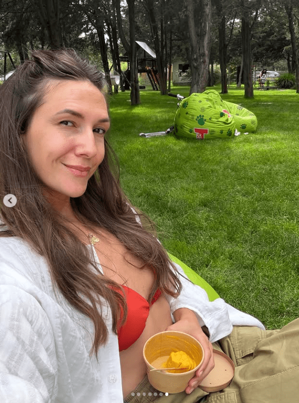 Adela Popescu