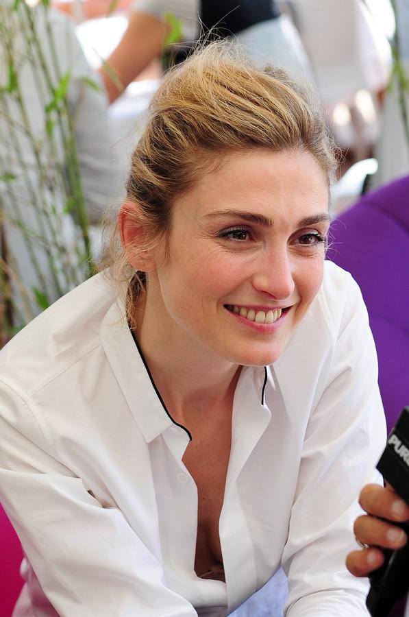 julie-7.JPG