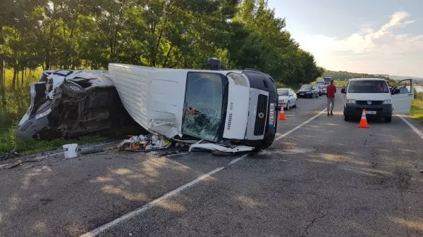 Accident în Podeni, județul Suceava (1)