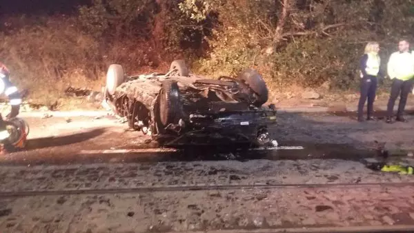 Accident înfiorător în Arad, după ce au sărit cu mașina de pe un pod (3)