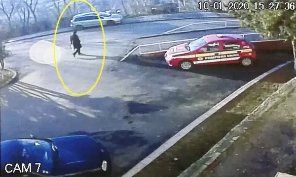 Bărbatul a venit la spital cu un cuțit în sacoșa de cumpărături