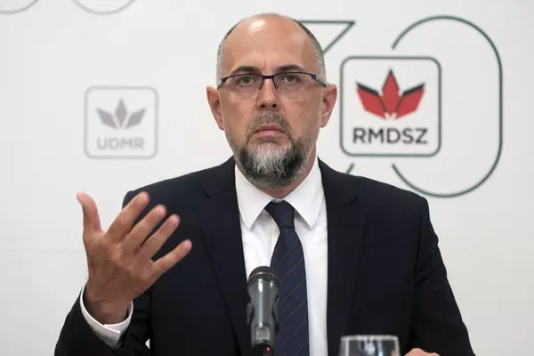 Replica lui Kelemen Hunor, după criticile lui Theodor Stolojan la adresa UDMR: „Reorganizarea nu se poate face din pix”