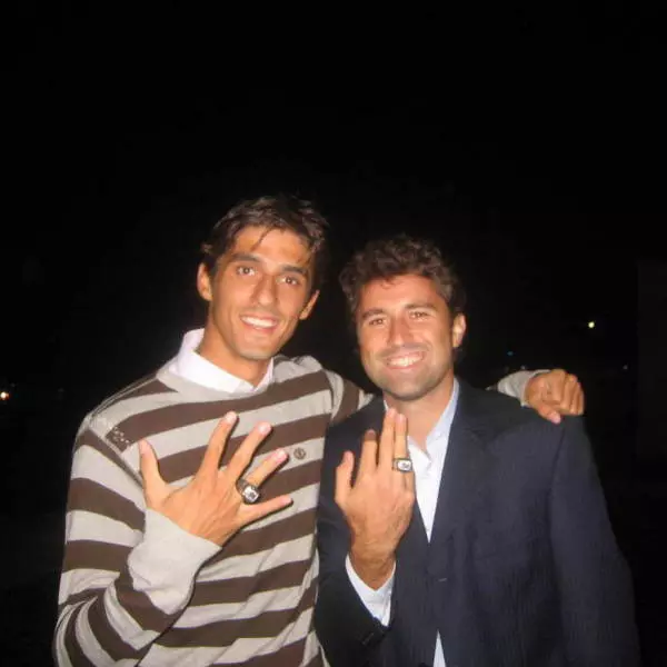 Cosmin and Radu flashing their MWC Championship rings