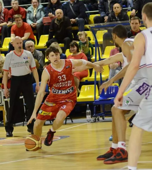 379816_468337216571778_382479546_n