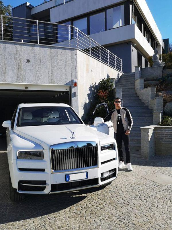 Averea Colosală Pe Care Cristiano Ronaldo A Investit O In Mașini De Lux Libertatea