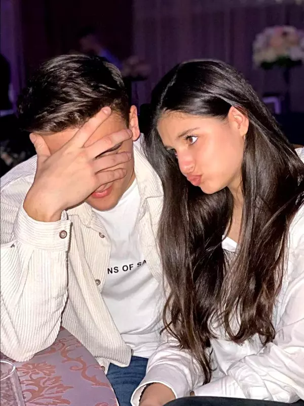 Primele Imagini Cu Fiica Lui Liviu Varciu Carmina și Iubitul Ei Libertatea