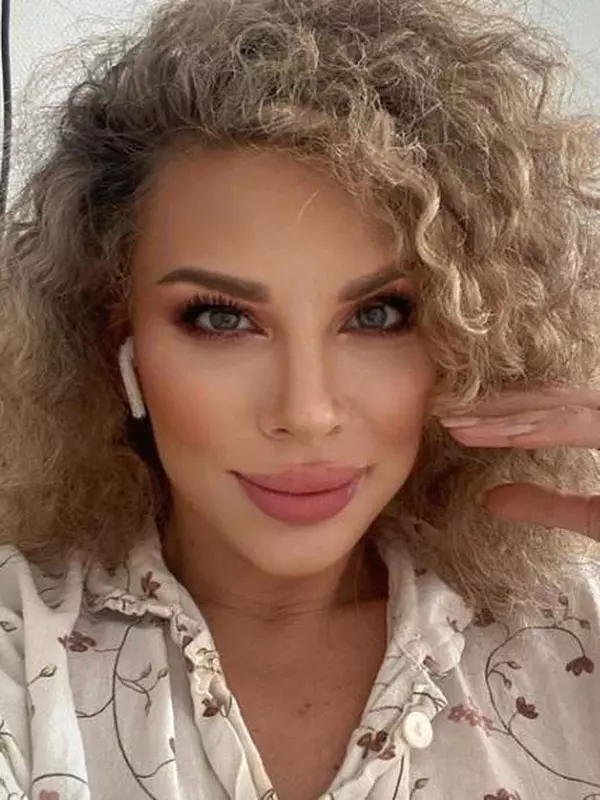 Mesajul Alinei Laufer Fosta SoÈ›ie A Lui Jorge DupÄƒ Ce A Ajuns La Spital Cum Se Simt Gemenii Tot Ce Ne RÄƒmane De FÄƒcut Acum Este SÄƒ Avem RÄƒbdare Libertatea