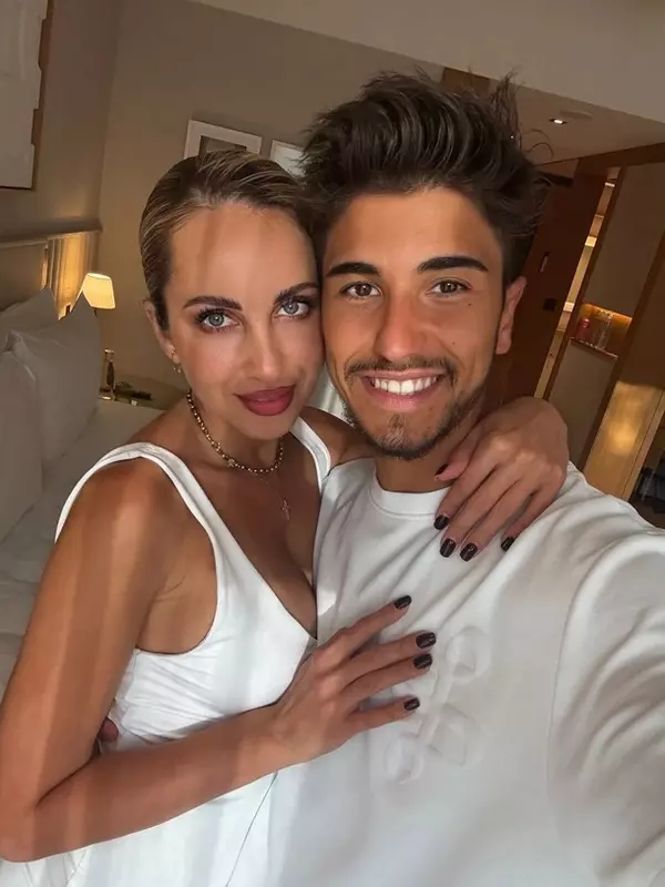 Otniela Sandu și Sebastian Dobrincu