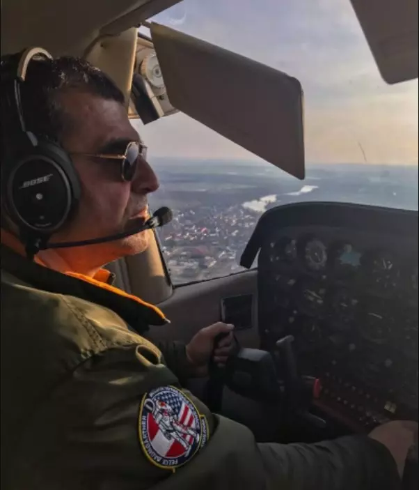 mihai-margineanu-avion-2