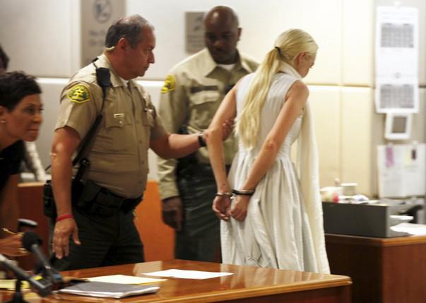 lindsay_lohan_in_catuse_2.JPG