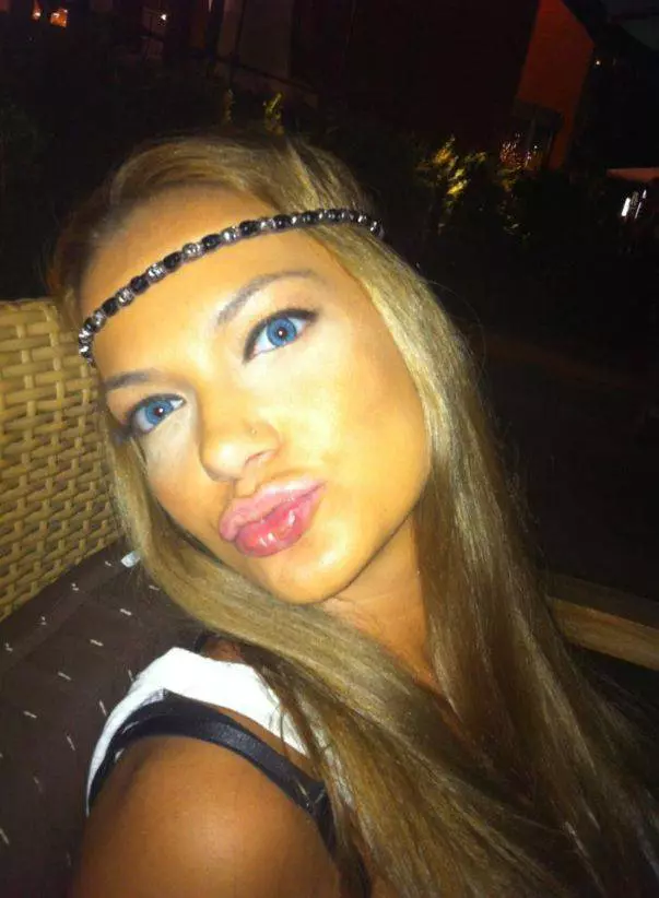 andreea-natonescu.jpg