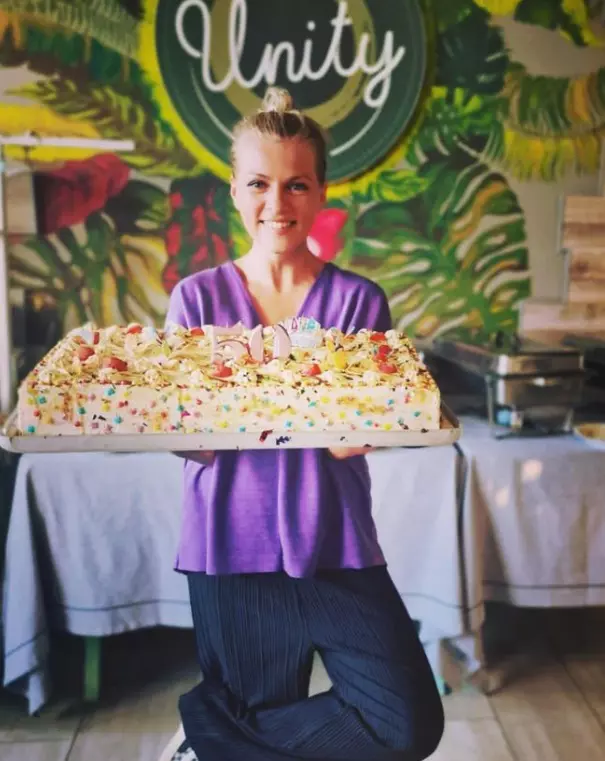 dana-nalbaru-petrecere-socrii-1