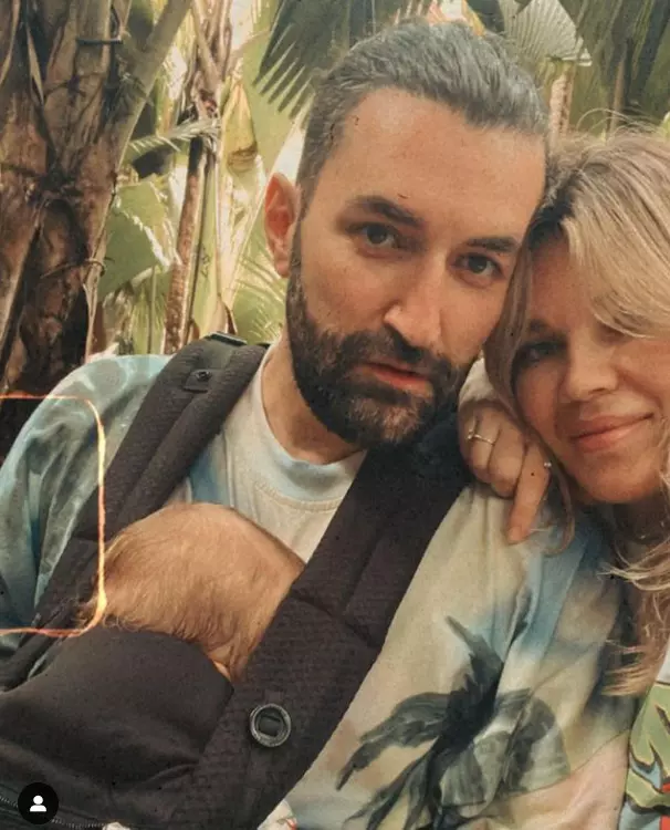 smiley-gina-pistol-si-fiica-josephine-2