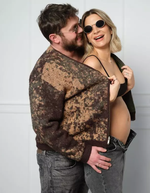 ana-baniciu-insarcinata-2