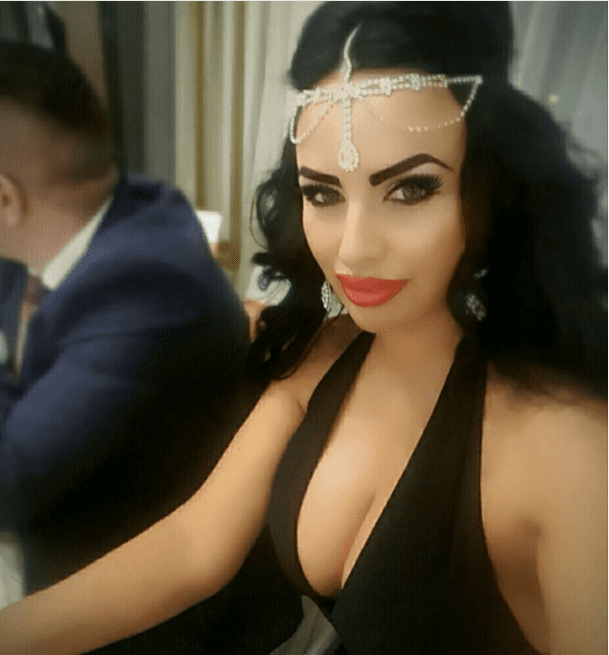 Violeta Varga12