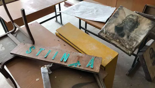 Școala din Aluatu nu a fost reparată din 1988