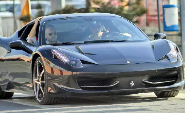 319Ferrari.jpg