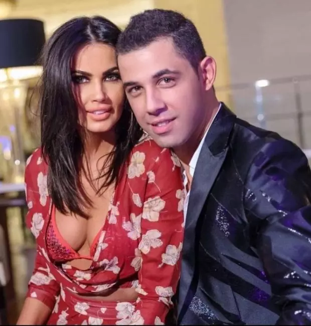 alex-ashraf-divort-oana-zavoranu-3