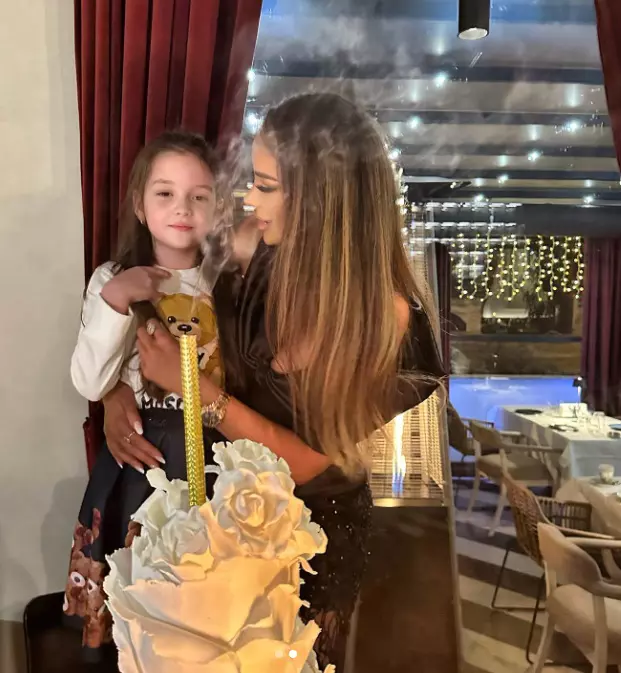 bianca-dragusanu-petrecere-41-de-ani-6