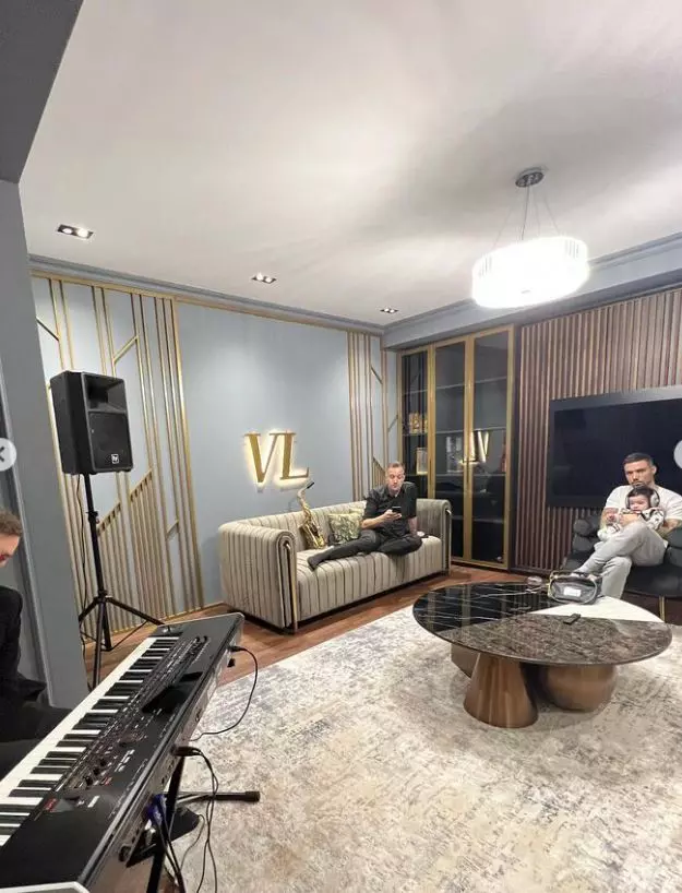 Vlăduța Lupău imagini casă (8)