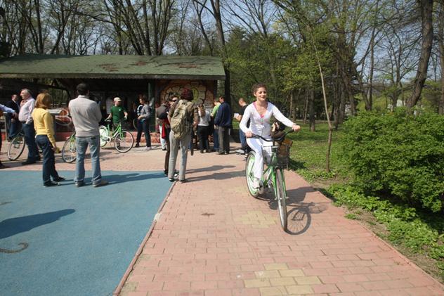 Studenţii se pot plimba gratis cu bicicleta