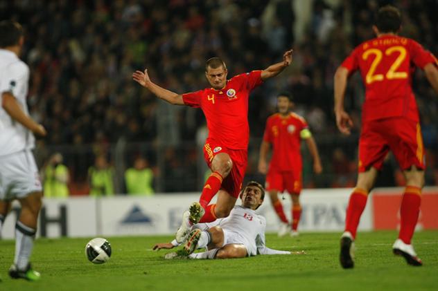 Un clarvăzător l-a asigurat pe Piţi că România se va califica la Euro 2012