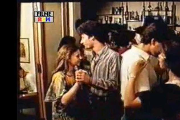 Cum petreceau românii de Revelion în Epoca de aur? Tu ce făceai pe vremea lui Ceauşescu?