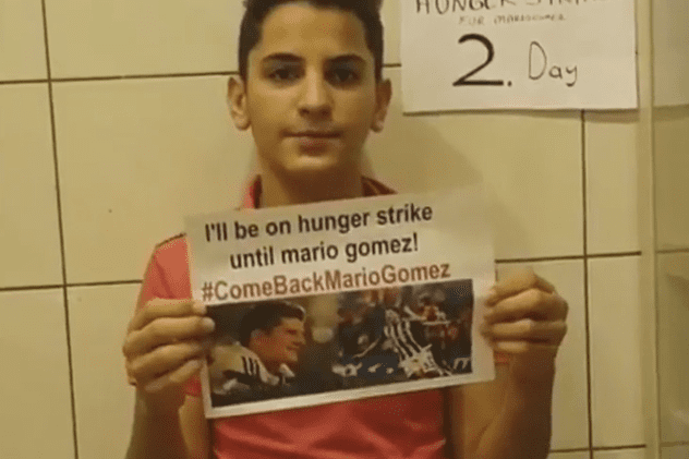 Face greva foamei pentru a convinge un fotbalist celebru să se întoarcă la echipa lui favorită | VIDEO