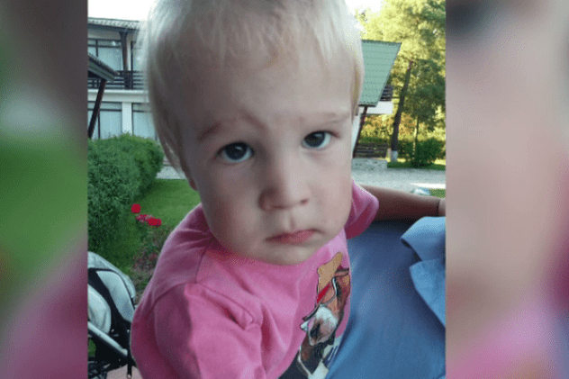 Ștefan Alexandru, copilul care a murit la Spitalul Sanador, după o operație pentru testicul necoborât