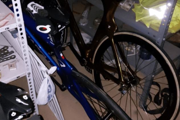 Primele condamnări în dosarul furtului bicicletelor naționalei de ciclism a Italiei, pronunțate în Franța